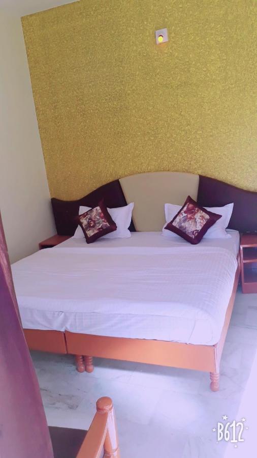 Paradise Hotel For Couples Mount Abu Buitenkant foto