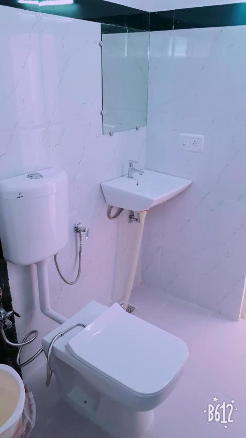 Paradise Hotel For Couples Mount Abu Buitenkant foto