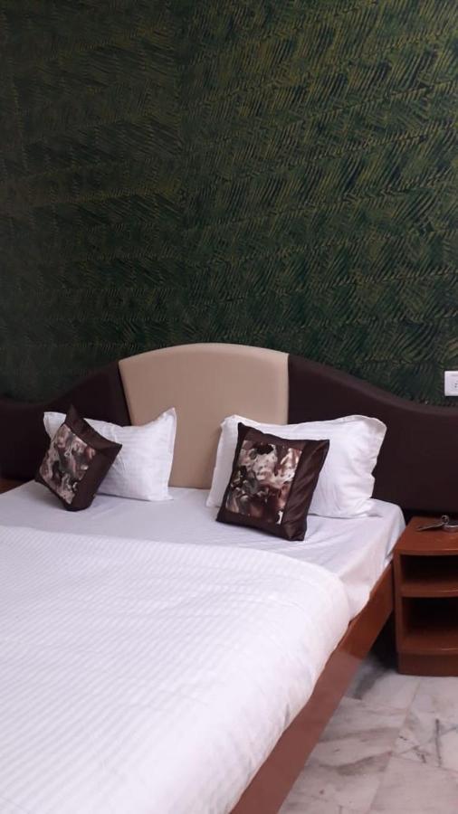 Paradise Hotel For Couples Mount Abu Buitenkant foto